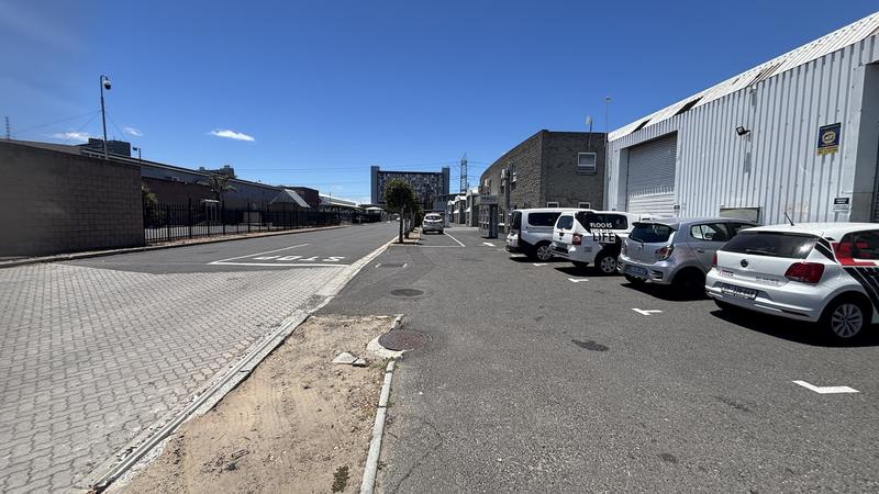 To Let commercial Property for Rent in Maitland Western Cape